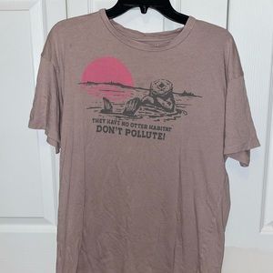 American Eagle Otter tee